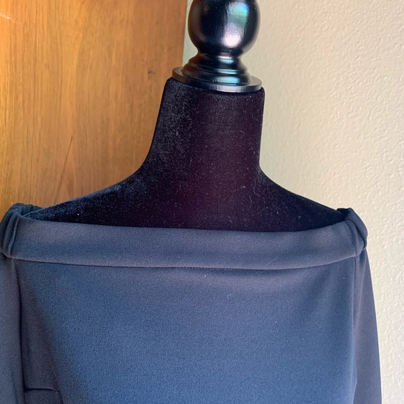 Beautiful Off-shoulder Black Dress - Picture 2 of 6